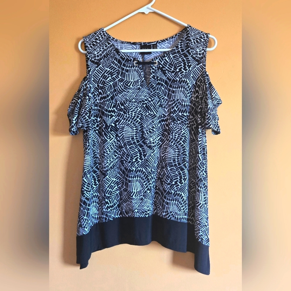 Rafaella Cold Shoulder Top, PTP=20"